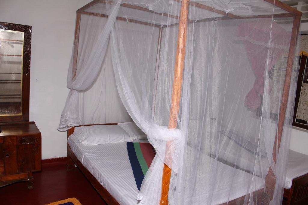 Abberny Villa Midigama Room photo